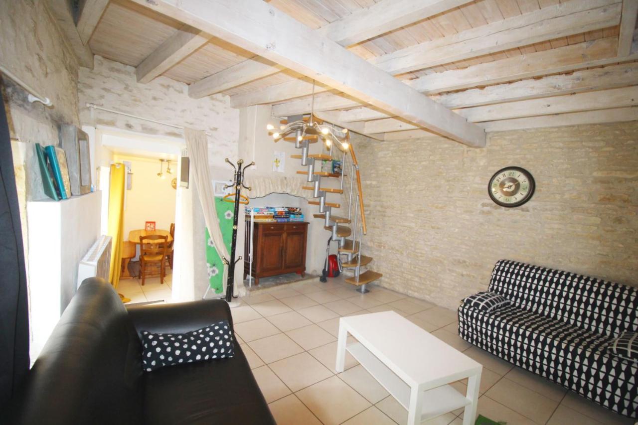 Holiday Home Aqueducienne Ahuy Buitenkant foto