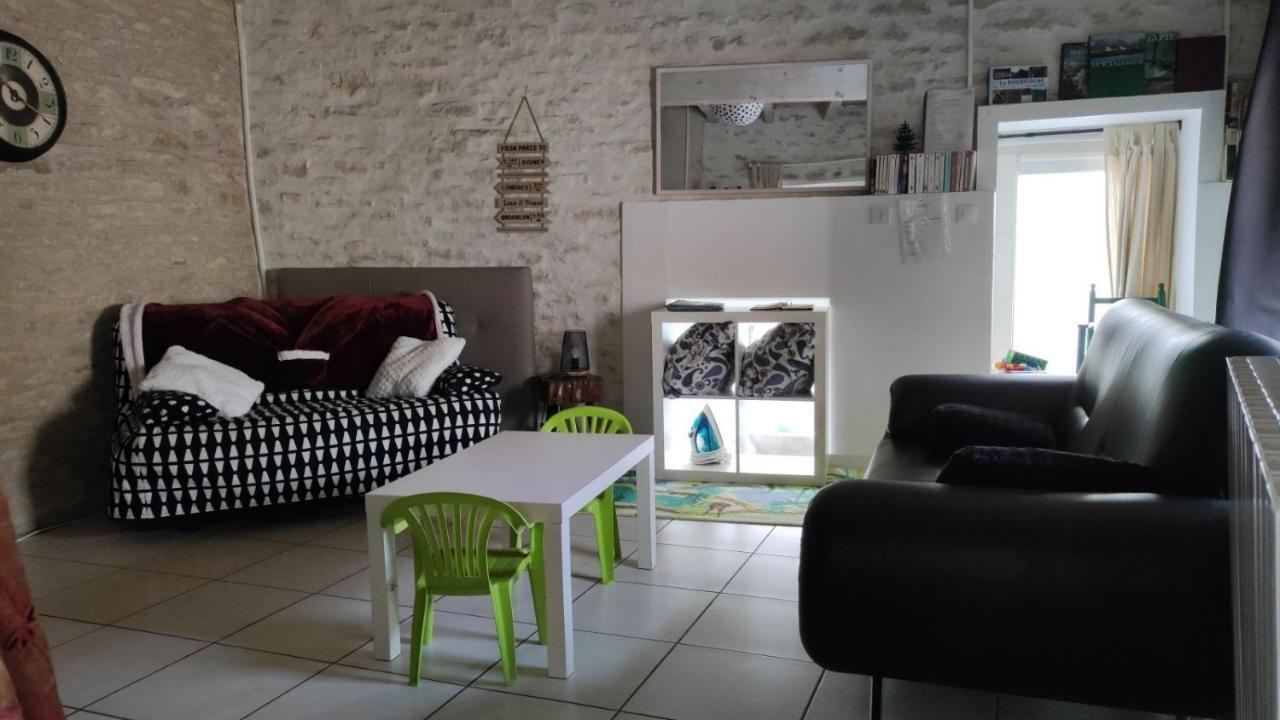 Holiday Home Aqueducienne Ahuy Buitenkant foto